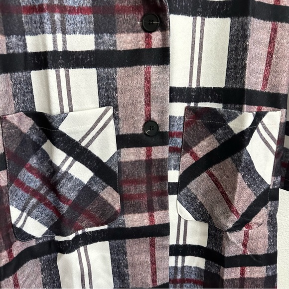 Women’s Long Plaid Coat- Button Front,
Pockets, Classic Style - Picture 6 of 7